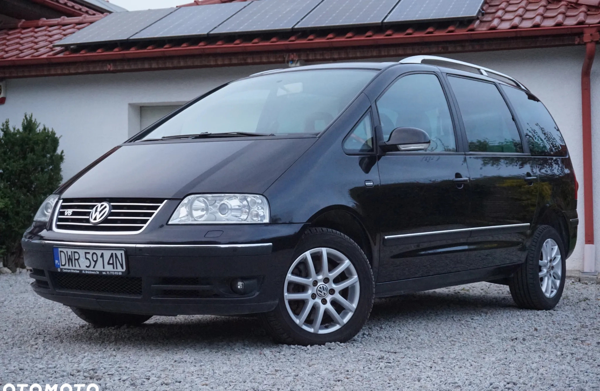 Volkswagen Sharan cena 28700 przebieg: 165500, rok produkcji 2005 z Wrocław małe 232